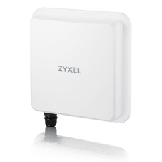 Zyxel NR7102, 5G NR Outdoor Router, 2.5GBs Port, 1 physical SIM Slot,PoE Injector EU Only