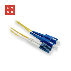 LYNX duplexní patch kabel SM, OS2, LC/SC, 9/125µm, 15m LYNX duplexní patch kabel SM, OS2, LC/SC, 9/125µm, 15m